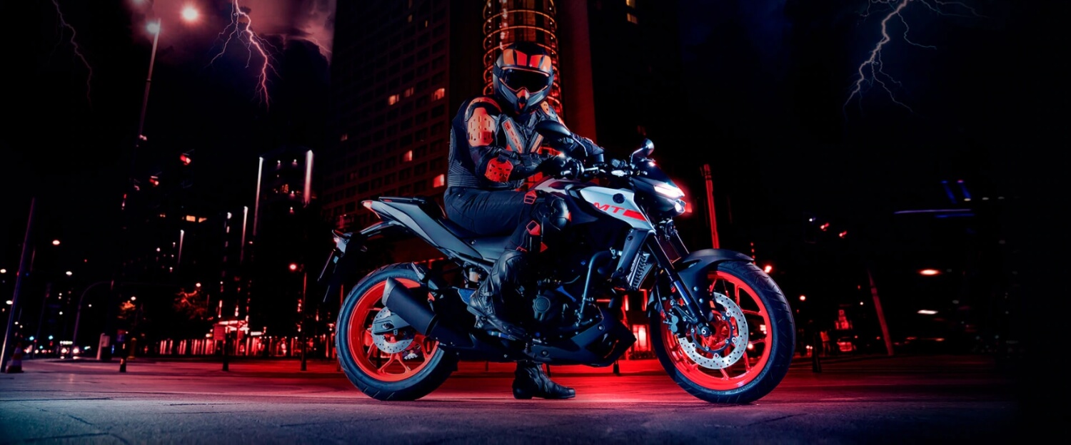 Lincar Nautica - Motos Yamaha 4